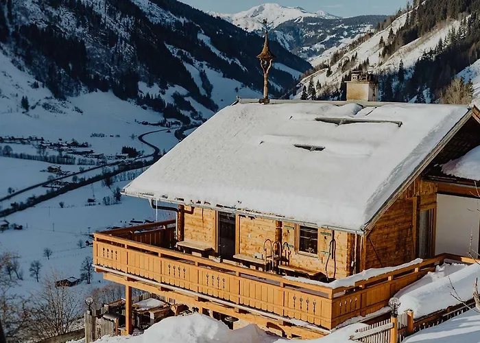 別荘 Rauriser Bergchalet ラウリス