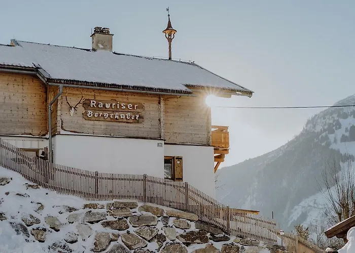 別荘 Rauriser Bergchalet ラウリス